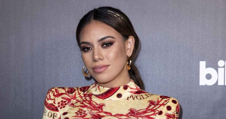 Dinah Jane Reacts to Video Criticizing Fifth Harmony’s Styling