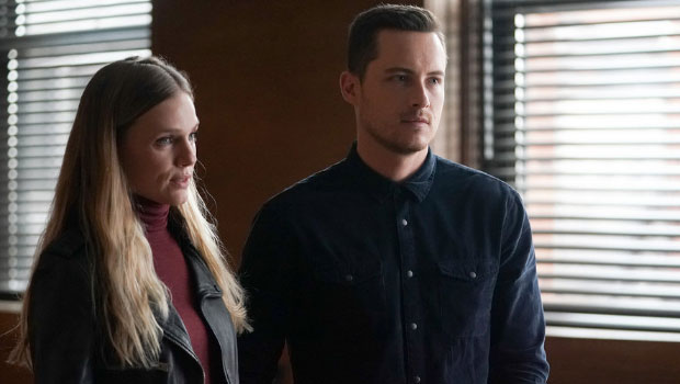 Tracy Spiridakos’ Reaction To Jesse Lee Soffer Leaving ‘Chicago P.D.’ – Hollywood Life