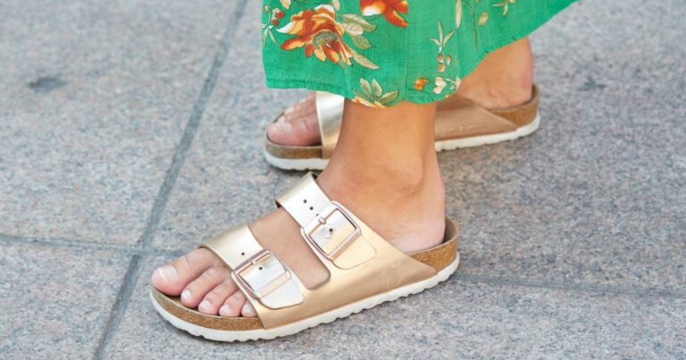 10 Comfy Sandals with Orthopedic Support for Pain Relief & All-Day Comfort
